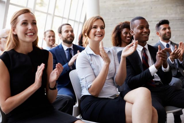 Audience-applauding-at-business-conference-1-1024x683